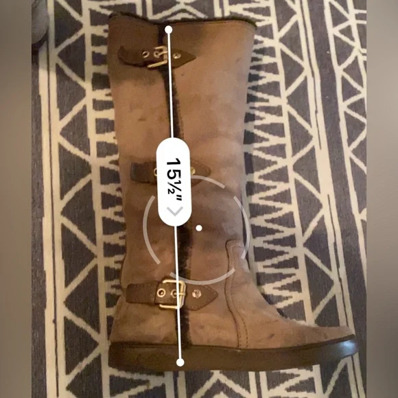 Louis Vuitton gold buckle boots - Picture 9 of 9